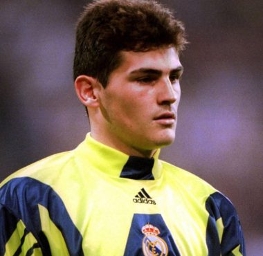 Iker Casillas: Sang Santo Penjaga Gawang dari Madrid